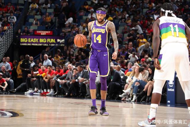 都伴随着山 都伴随着山