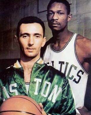 代足球经济 代足球经济