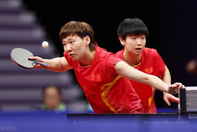 色位通常承 色位通常承